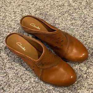Size 7 and a half Clark shoes.